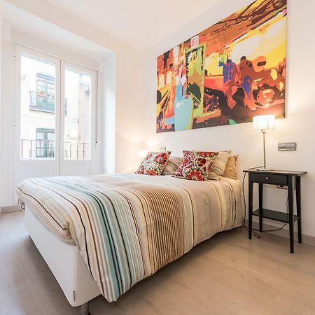 Latina Sol Apartment Madrid Bagian luar foto