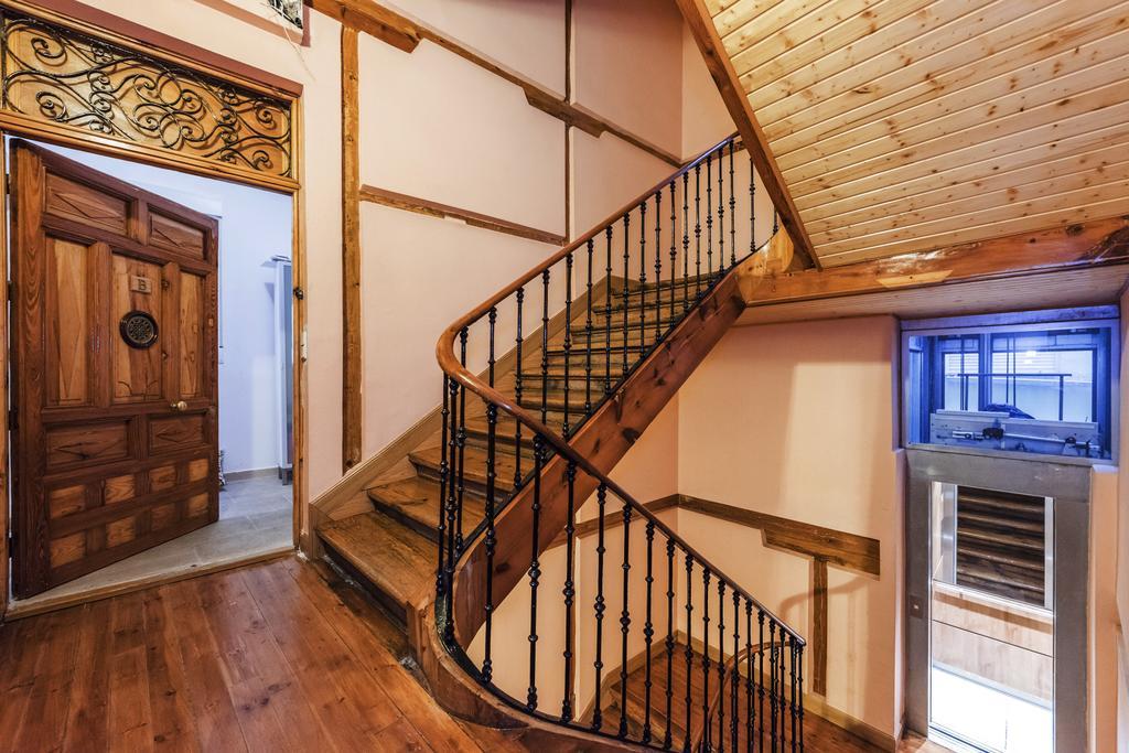 Latina Sol Apartment Madrid Bagian luar foto
